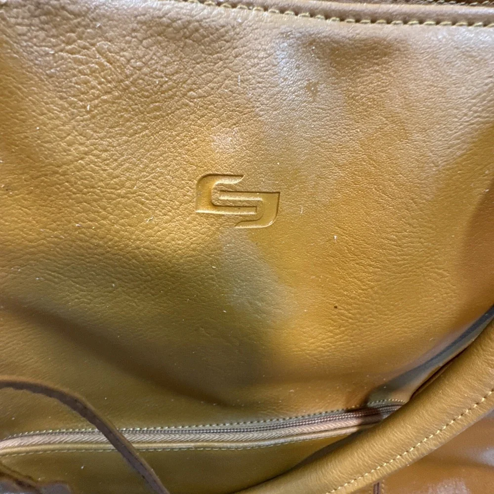 Solo Computer Laptop Bag Messenger Commuter Caramel Color Tote Pockets 17
